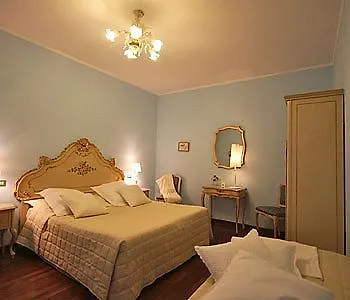 Residenza Al Pozzo 招待所 2*